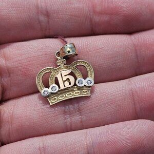 14K Two-Tone Gold Quinceañera 15 Anos CZ Crown Pendant 1.8G